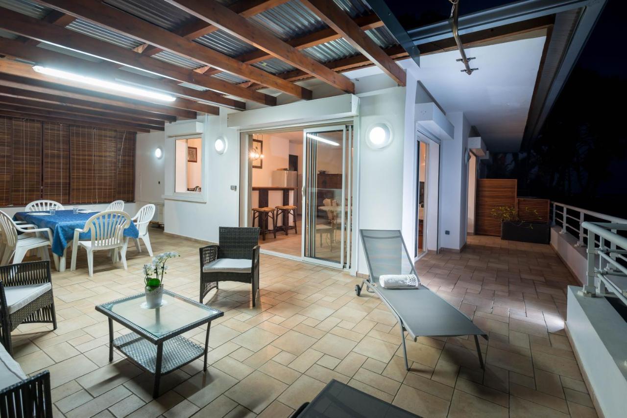 T2D Lagon Austral "Terrasse Du Lagon" Saint Pierre Extérieur photo
